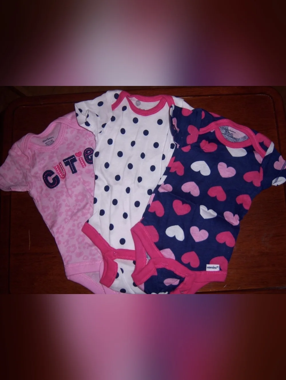 NWT Gerber Baby Girl Onesies 3-Pack Newborn / 0-3 Months Pink Hearts Polka Dot